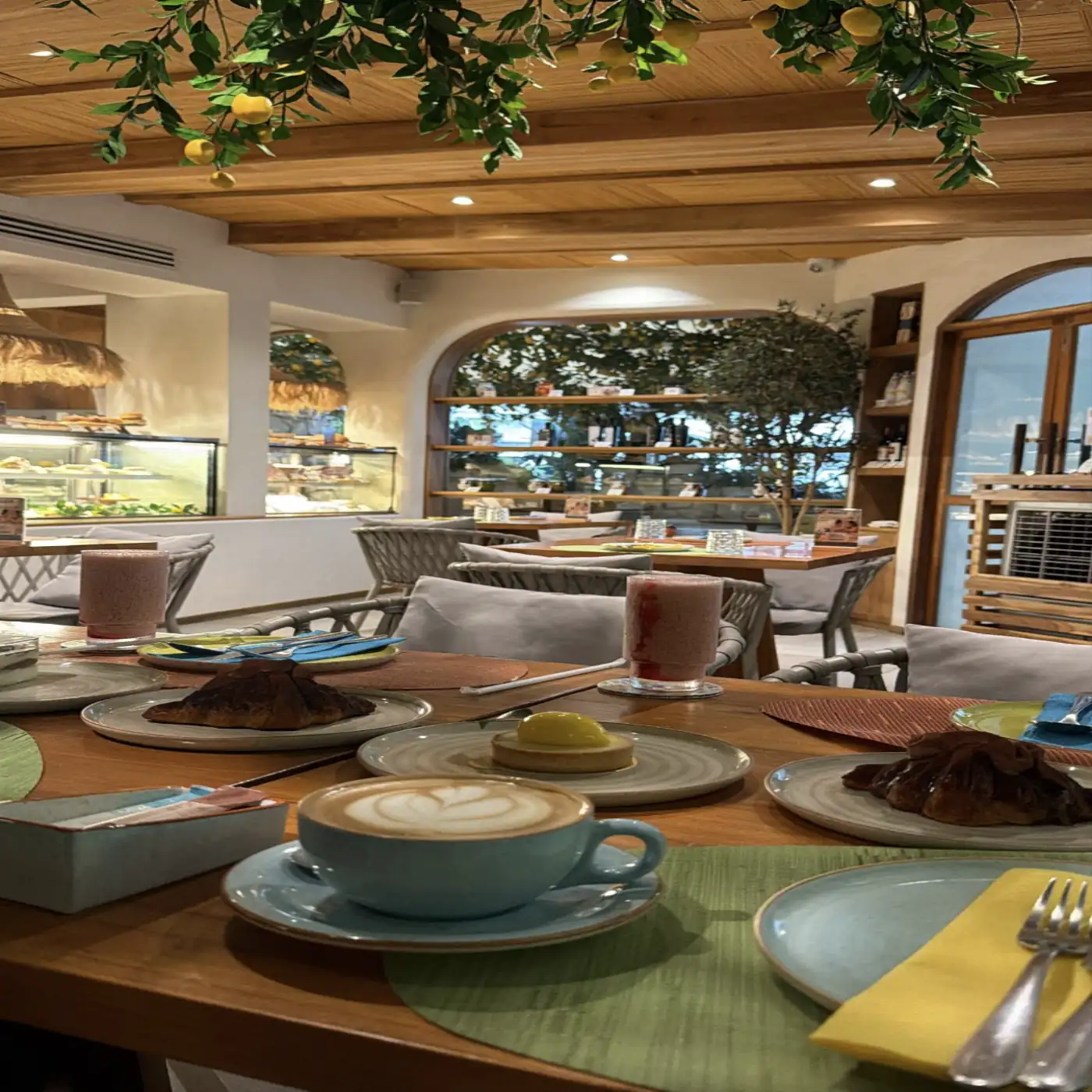Dolcetto Italian Cafe interior